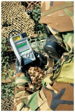 FirstDefender&trade; RMX 手持式化学品鉴定