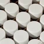 带顶封盖的 I-Chem&trade; 琥珀色 VOA 玻璃样品瓶