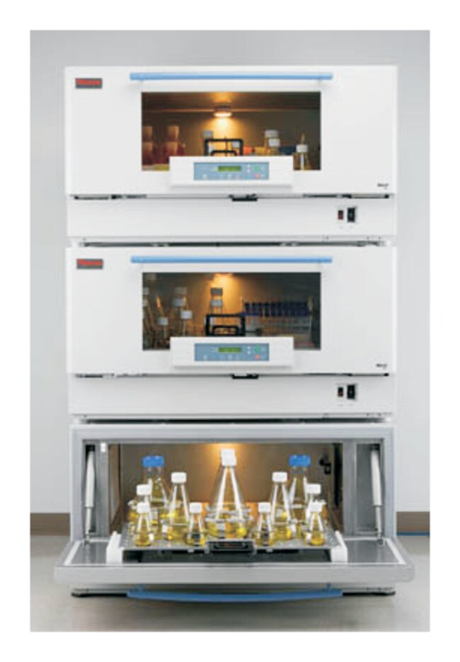MaxQ&trade; 8000 Incubated/Refrigerated Stackable Shakers