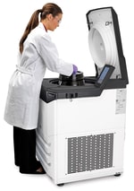 具备创新 GreenCool 技术的 LYNX 4000 和 6000 高速离心机