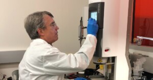 Cryo-EM sample preparation with Dr. David Belnap