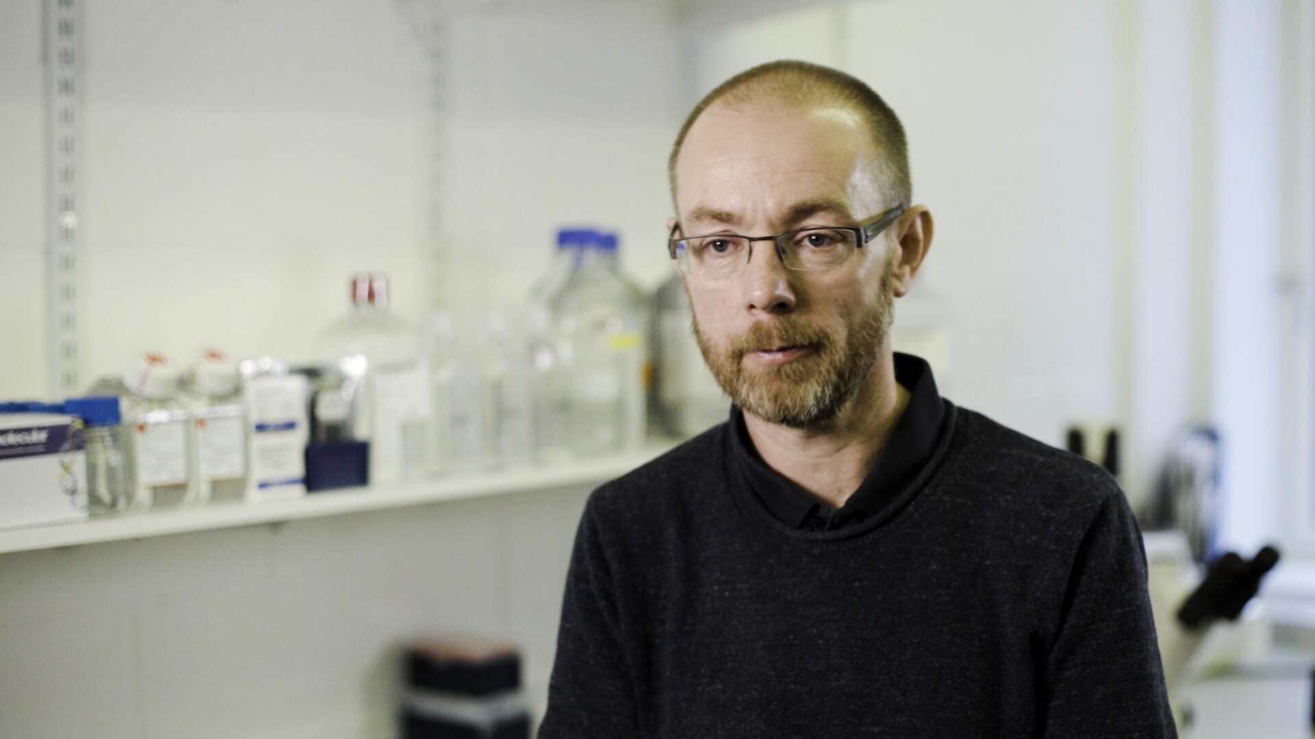 Iain Gallagher, a man wearing glasses with very short hair, studies high-throughput transcriptomics