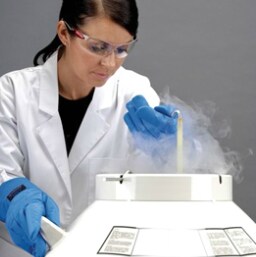 woman with cryo container