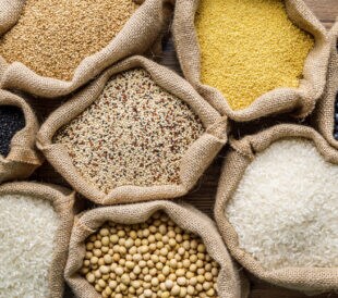 Varieties of Grains Seeds and Raw Quino