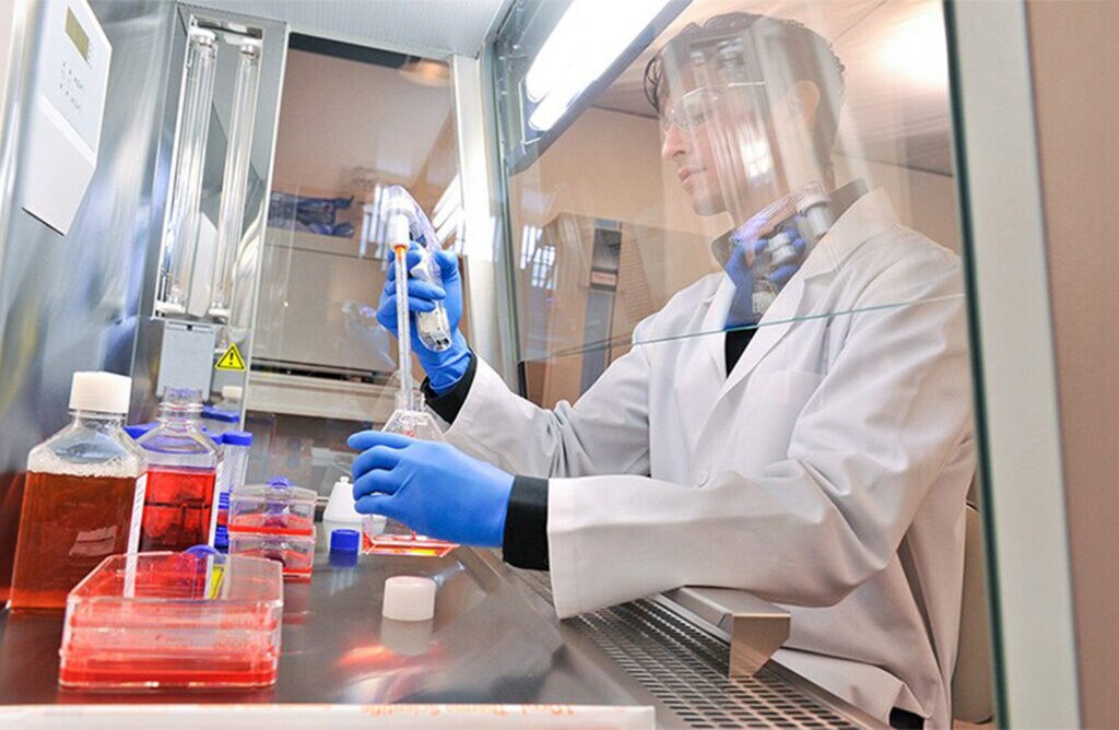 cell-culture-media-hero-image