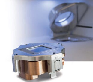 Solid Electrode Interface Analysis: Maintaining Vacuum Conditions for XPS