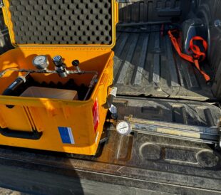 pickup truck with at-line Raman spectroscopy instrument in back