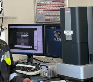 Phenom Desktop SEM for Industrial Quality Control: How Vesuvius Foseco Improved Aluminum Cleanliness Testing