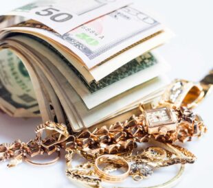 evaluating the value of old gold and jewelry