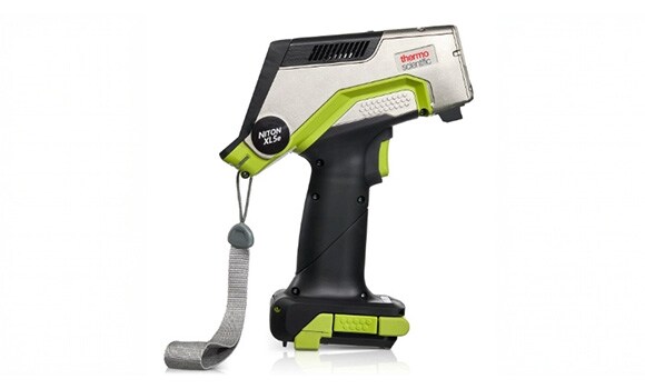 Niton XL5e Handheld XRF Analyzer Niton XL5e Handheld XRF Analyzer