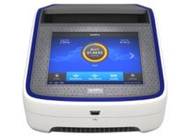 VeritiPro Thermal Cycler Front angle on the VeritiPro Thermal Cycler, including the user interface home screen