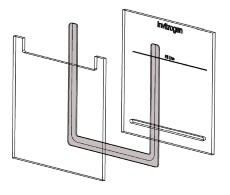 Assemble the glass plates with the silicone spacer between them so that all the outer edges are flush Assemble the glass plates with the silicone spacer between them so that all the outer edges are flush