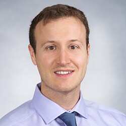 Dr. Gabriel Wardi Dr. Gabriel Wardi