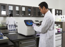 COL31246-Lab-Quant-5-Sam-0417_psd_thumb_319_319_1468881694000 COL31246-Lab-Quant-5-Sam-0417_psd_thumb_319_319_1468881694000