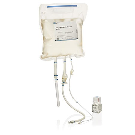 Media bag A 2 L bag of NK-Xpander media, showing supplement and tubing appropriate for closed large scale applications