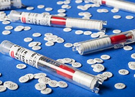 Susceptibility Cartridges Discover manual antimicrobial susceptibility testing solutions - See more at: http://www.thermoscientific.com/en/products/susceptibility-cartridges.html#sthash.2ebLjH1I.dpuf