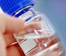 用高质量的 HPLC 试剂获得最佳结果 用高质量的 HPLC 试剂获得最佳结果