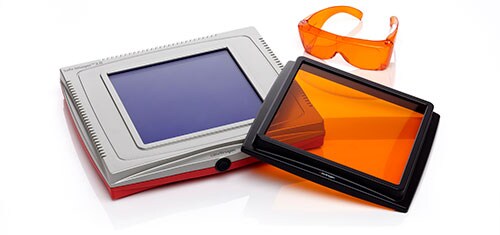 Invitrogen Safe Imager 2.0 Blue Light Transilluminator with amber filter cover and amber viewing glasses Invitrogen Safe Imager 2.0 Blue Light Transilluminator with amber filter cover and amber viewing glasses